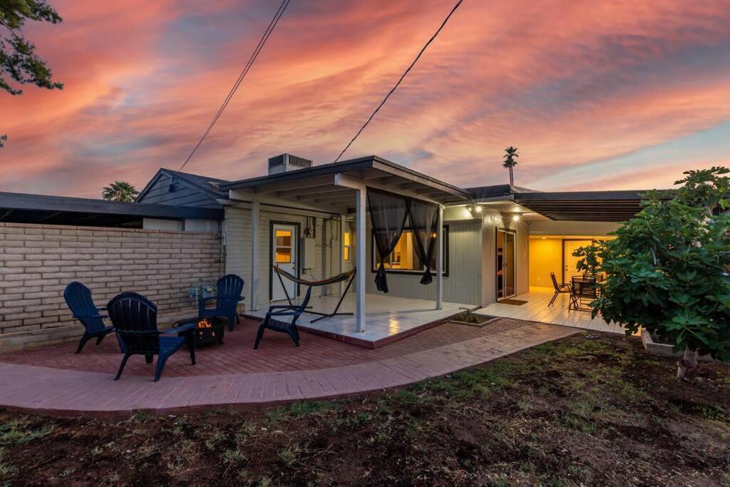 New Midtown Modern Studio With Backyard Phoenix Esterno foto